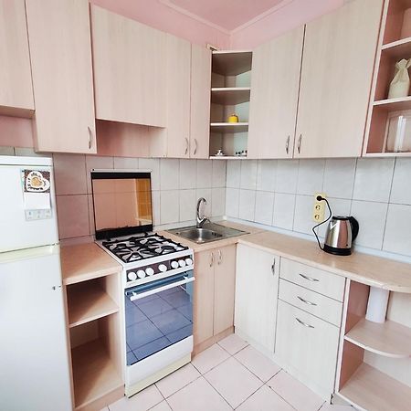 Apartment On Peremogy Square Κίεβο Εξωτερικό φωτογραφία