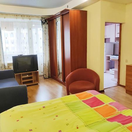 Apartment On Peremogy Square Κίεβο Εξωτερικό φωτογραφία